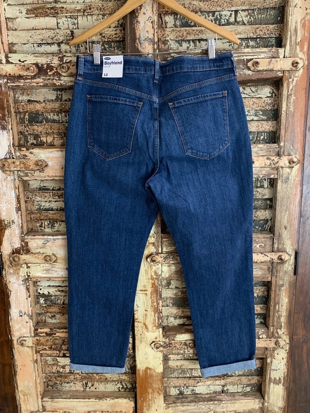 NWT Old Navy Women’s Boyfriend Cropped Jeans, Mid-Rise, Relaxed, 12 - Picture 2 of 7